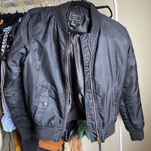 Black bomber jacket - forever 21